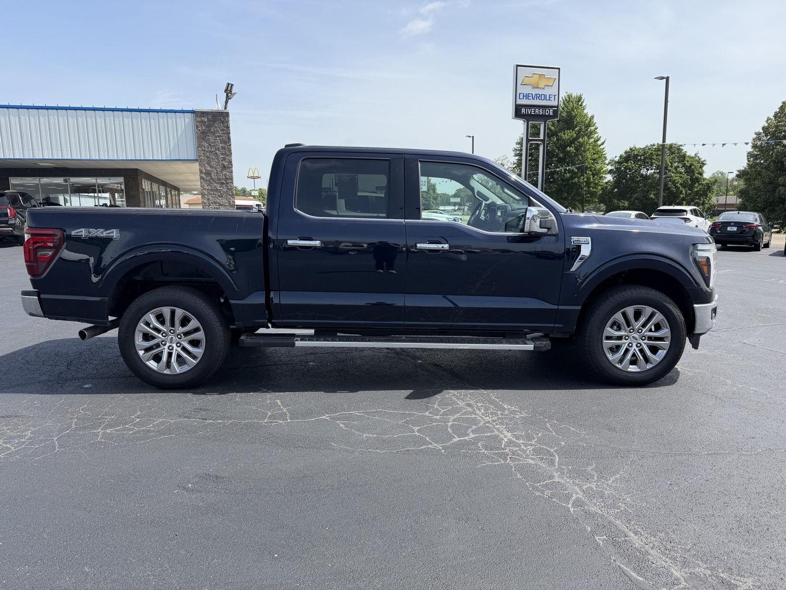 Used 2025 Antimatter Blue Metallic Ford LARIAT image 8