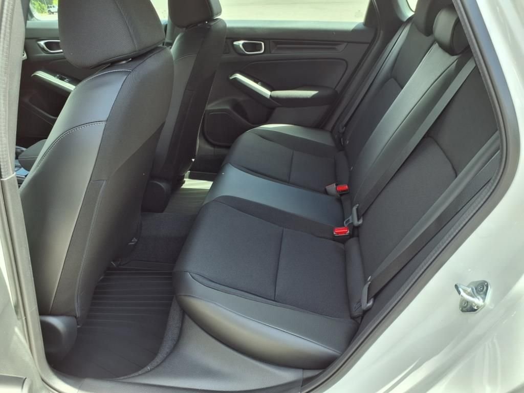 2025 Honda Civic Hatchback Sport - Photo 24