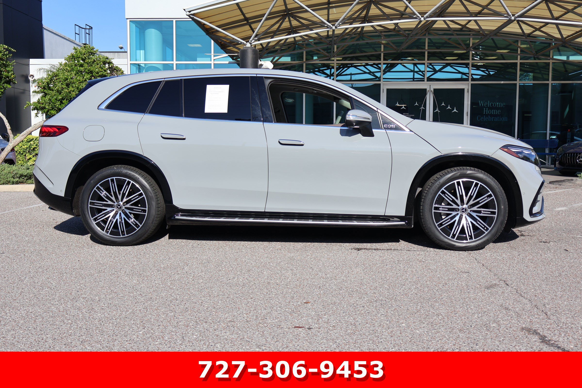 Certified Used 2023 MANUFAKTUR Alpine Gray Mercedes-Benz EQS 580 image 11