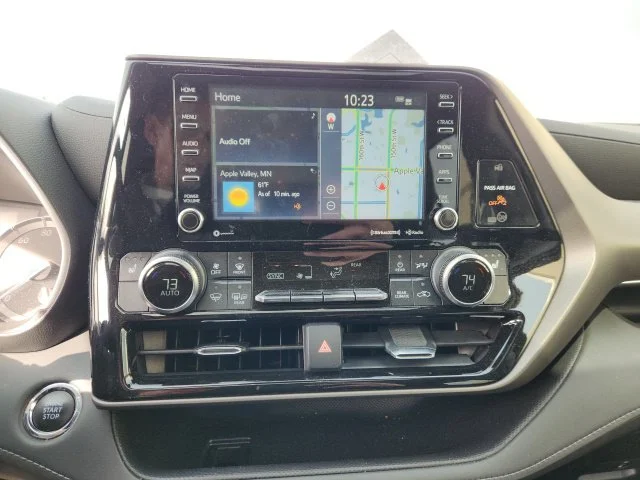 Certified Used 2022 Silver Toyota XLE image 12
