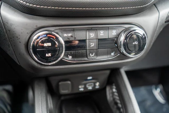 Used 2023 Yellow Chevrolet ACTIV image 30