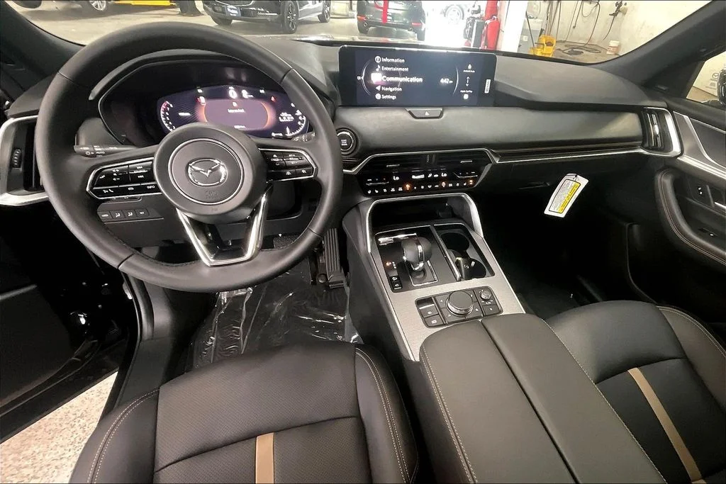 New 2026 Jet Black Mica Mazda 3.3 Turbo Premium Plus AWD image 5