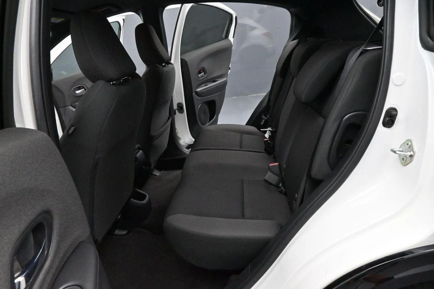 Used 2022 Platinum White Pearl Honda Sport image 25