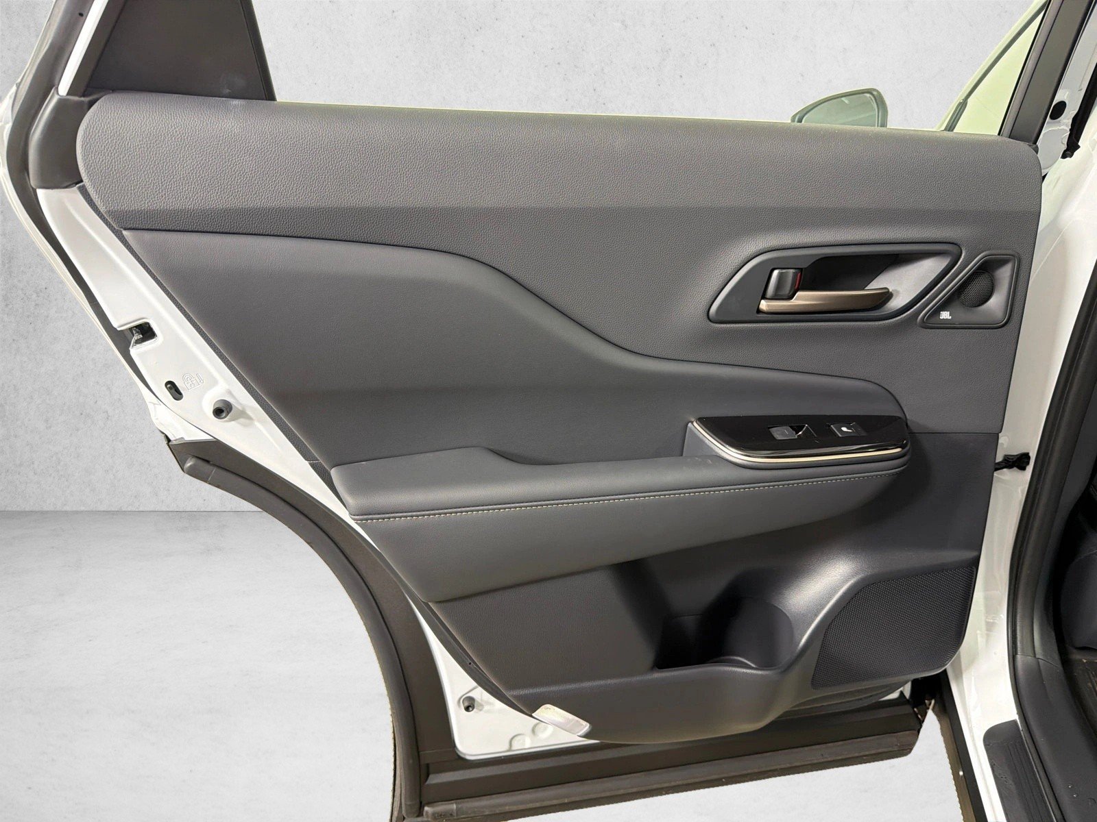 Used 2026 Oxygen Toyota Limited image 23