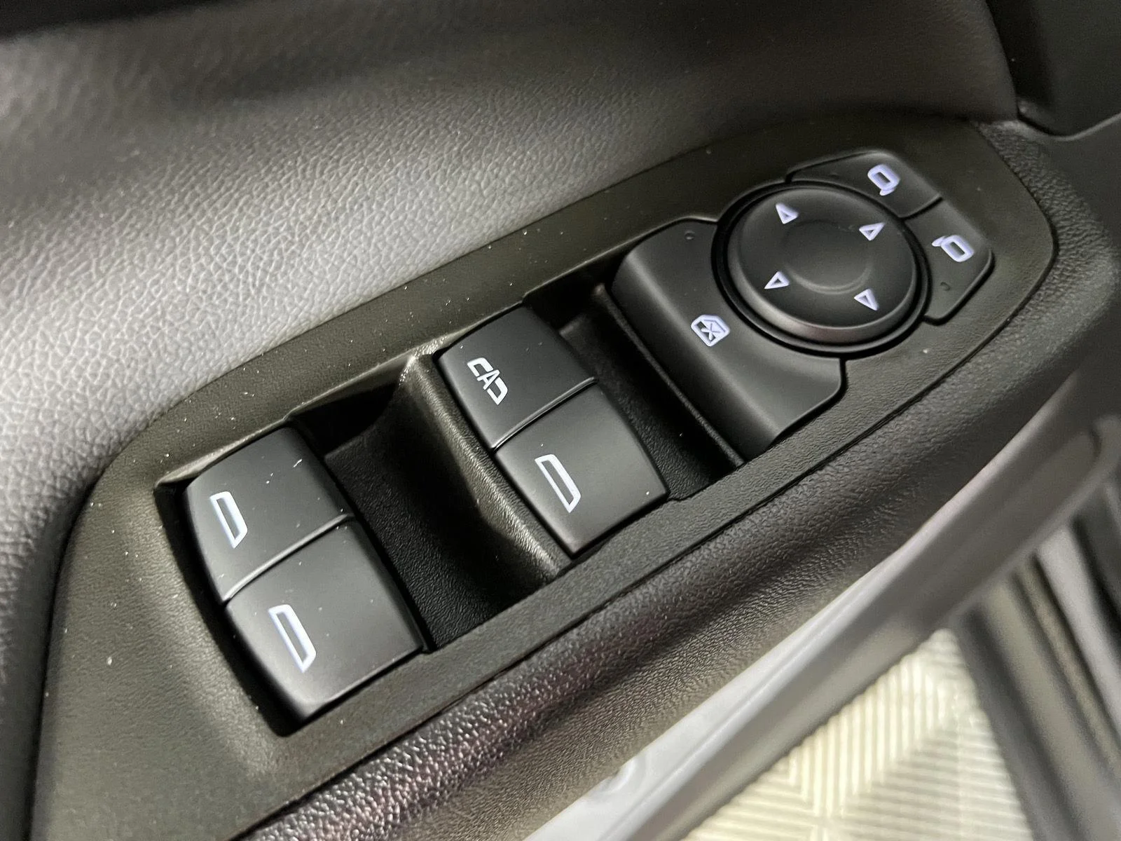 Used 2024 Mosaic Black Metallic Chevrolet LT image 17