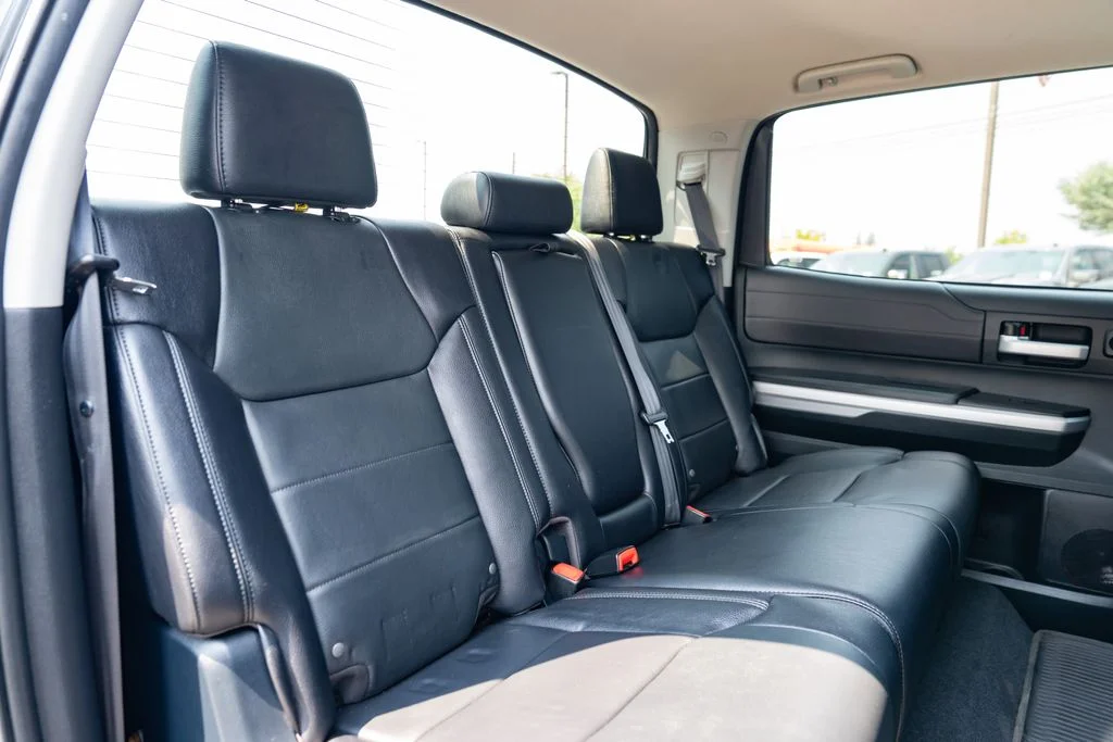 Used 2016 Midnight Black Metallic Toyota Limited image 32