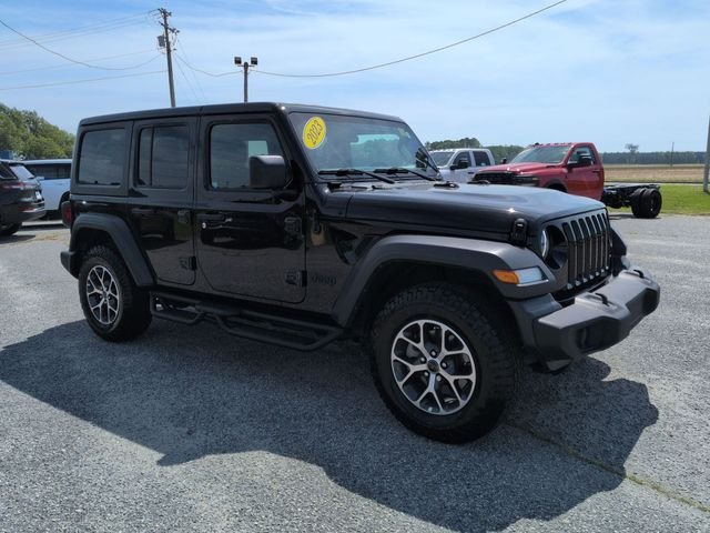 Used 2023 Black Jeep Sport S image 7