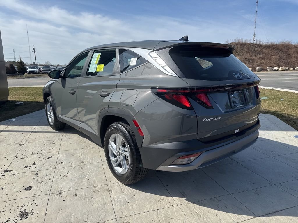 Used 2026 Gray Hyundai SE image 6
