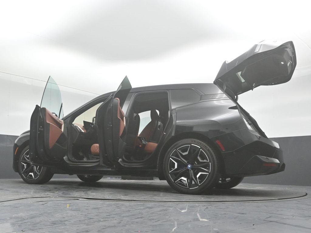 2023 BMW IX - Image 57