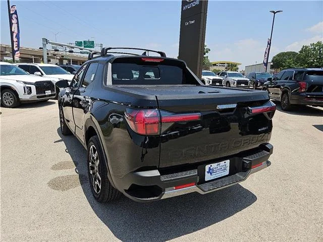 New 2025 Phantom Black Hyundai Limited image 3