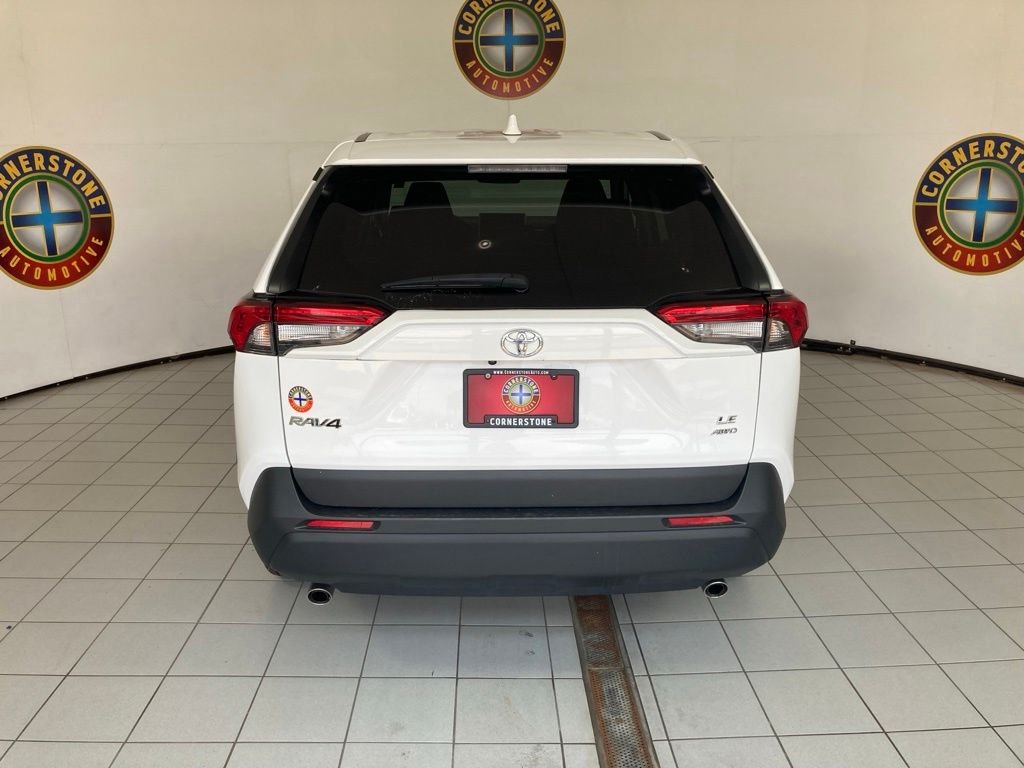 Used 2024 White Toyota LE image 20
