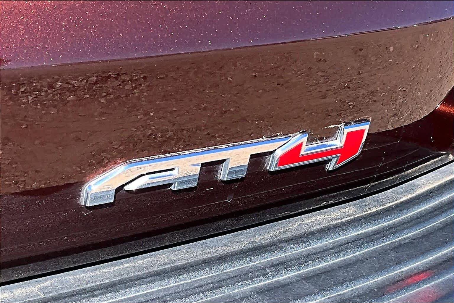 Used 2023 Redwood Metallic GMC AT4 image 8