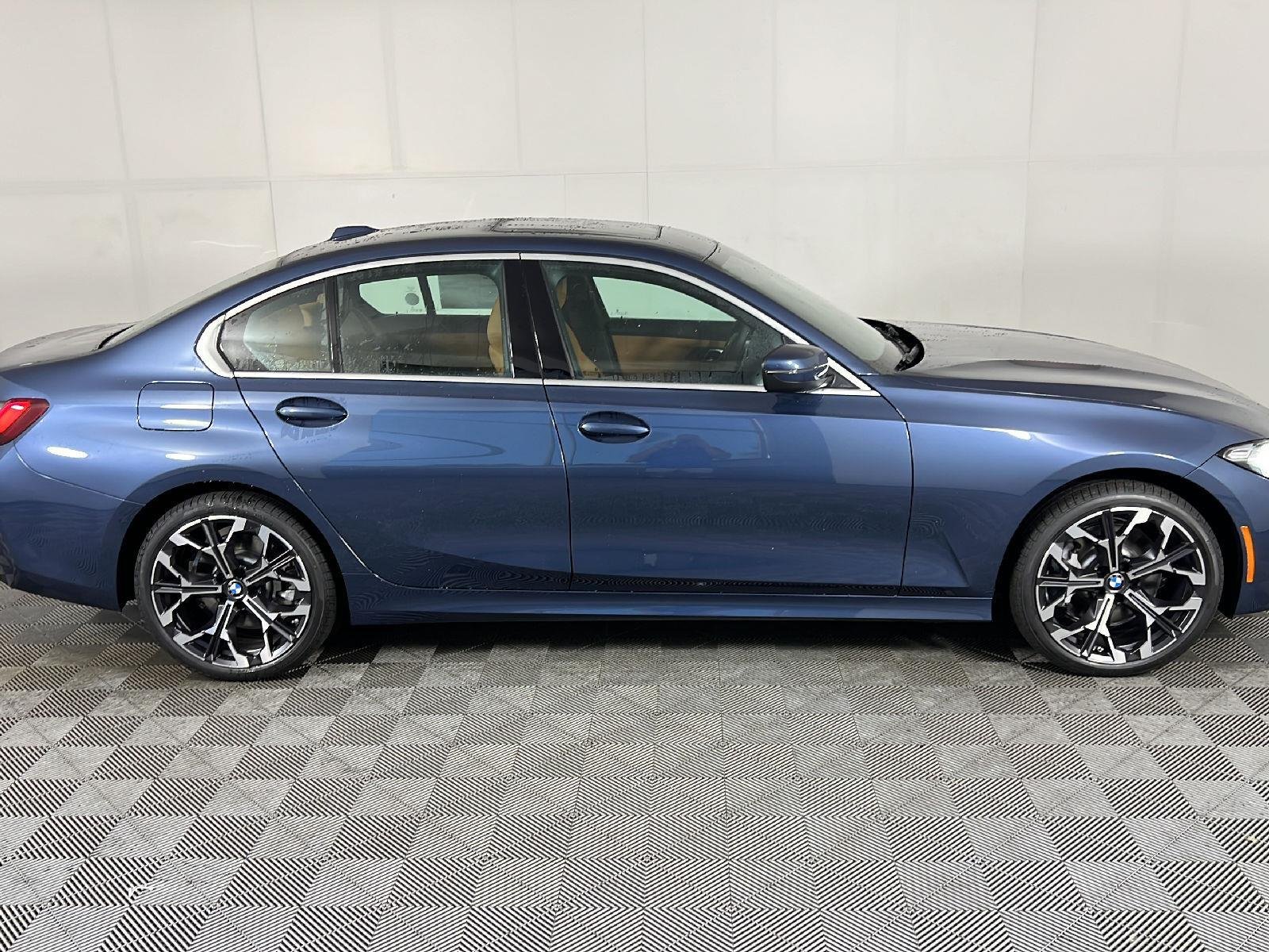 New 2026 Arctic Race Blue metallic BMW 330i NA xDrive image 15