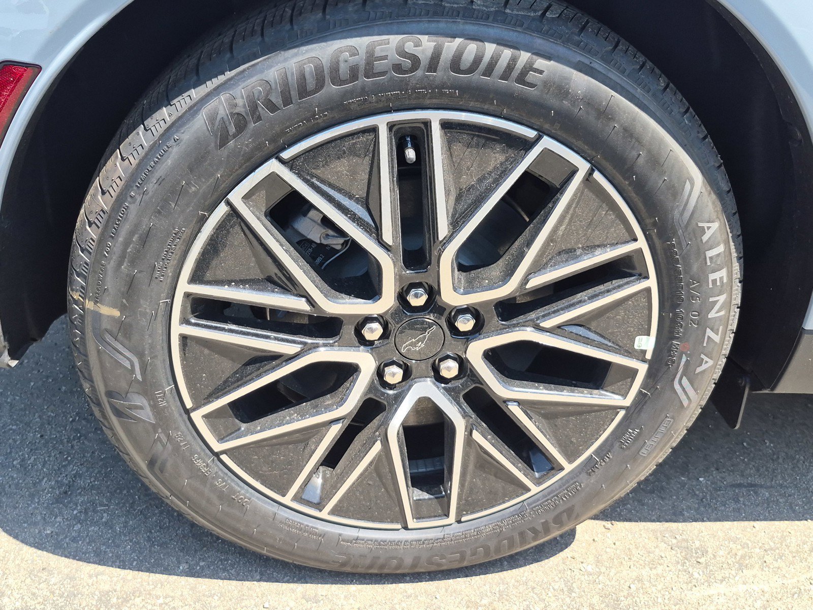 New 2026 Glacier Gray Metallic Tri-coat Ford Premium image 13