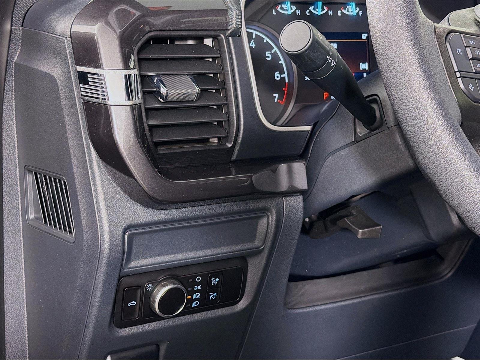 Used 2023 Agate Black Ford XL image 10