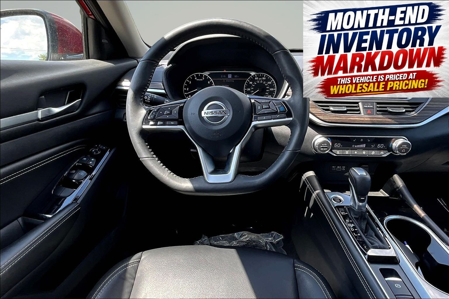 Used 2022 Red Nissan 2.5 SL image 8