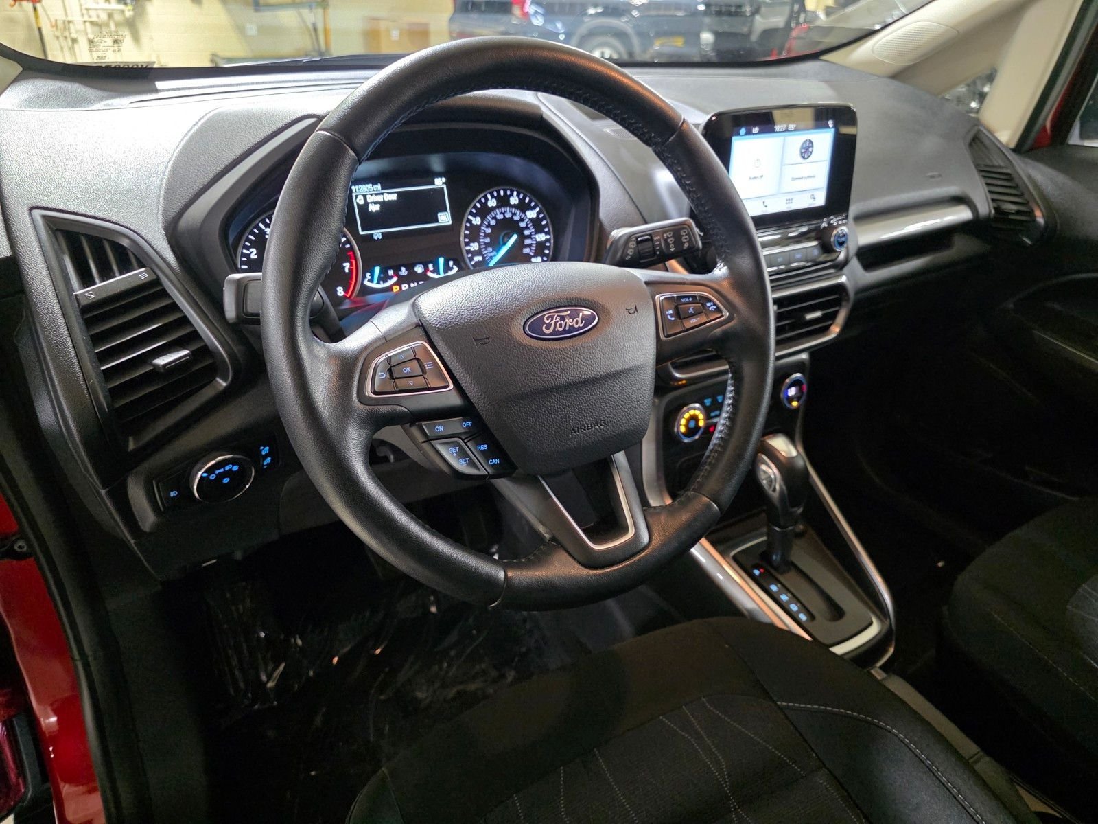 Used 2018 Ruby Red Metallic Ford SE image 24