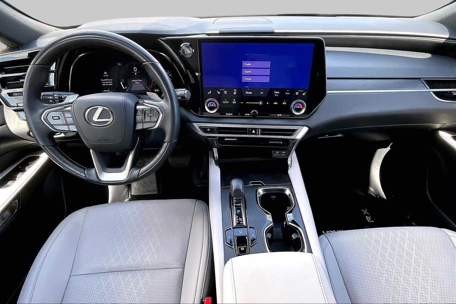 Used 2025 Eminent White Pearl Lexus Premium Plus image 16