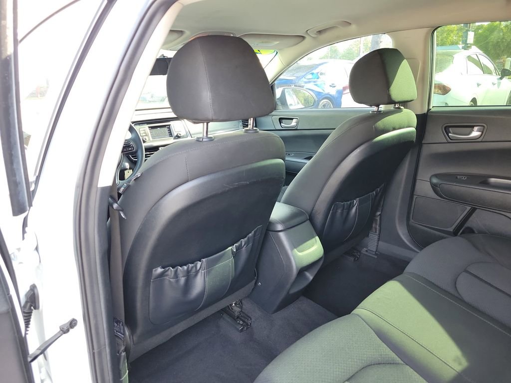 2017 Kia Optima LX - Photo 15