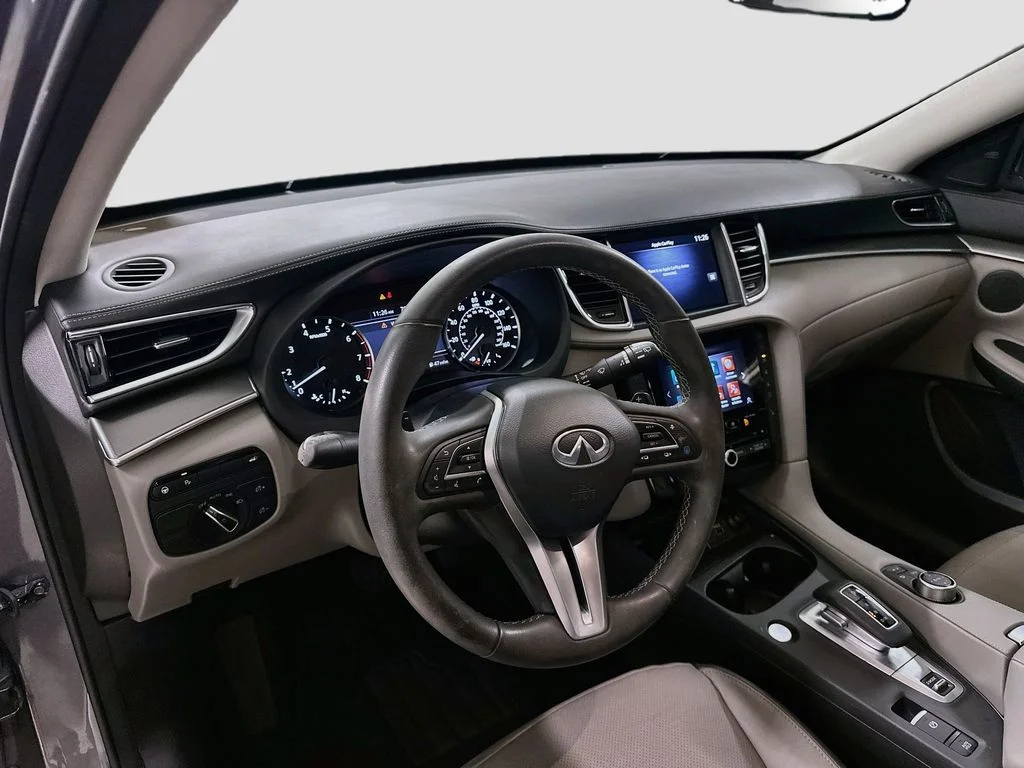 Certified Used 2023 Graphite Shadow INFINITI LUXE image 4