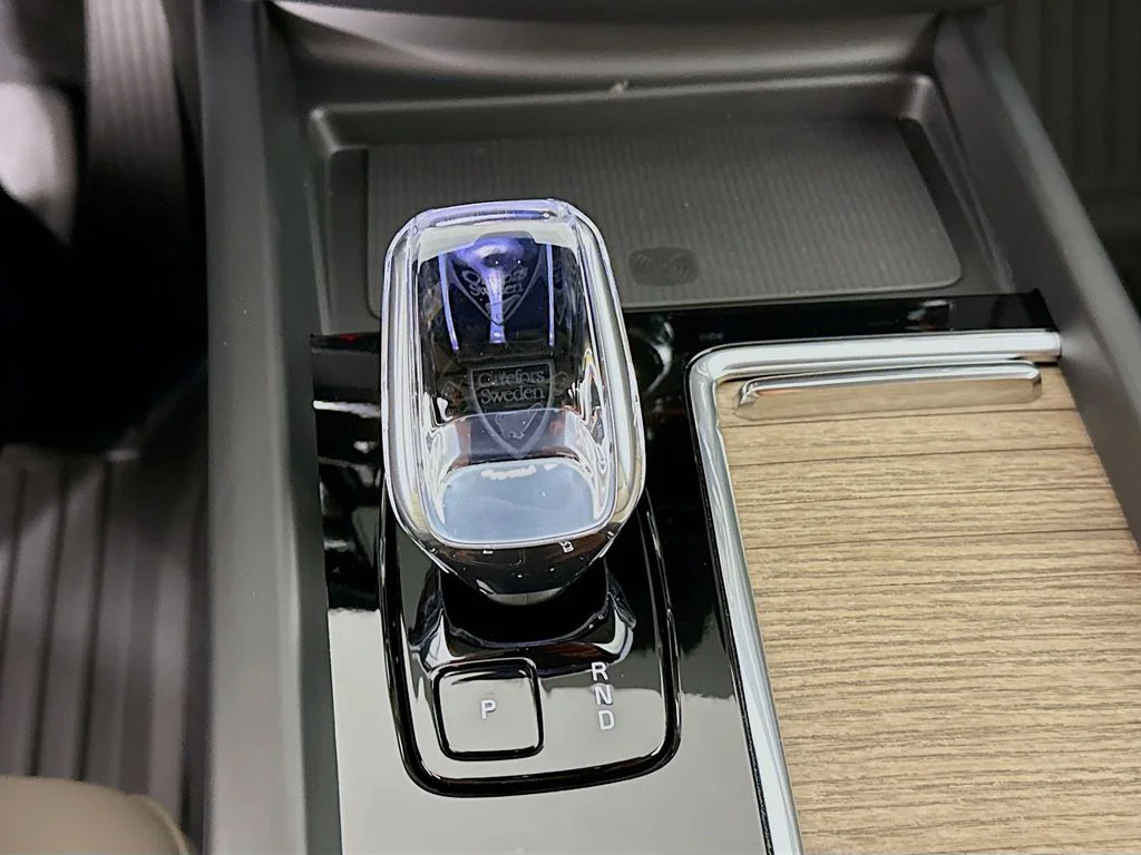 New 2026 Crystal White Volvo T8 Plus image 16