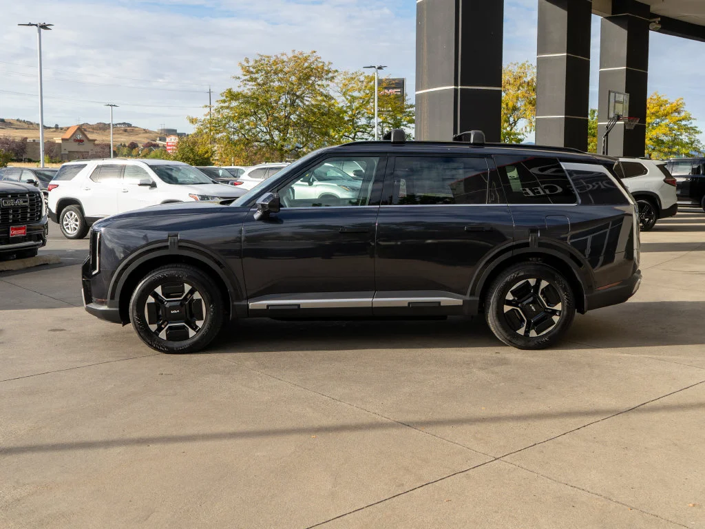 New 2027 Panthera Metal Kia EX image 4