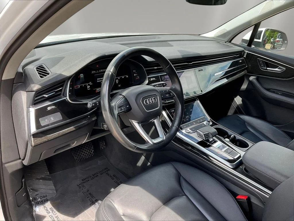 Used 2023 Glacier White Audi 55 Premium Plus image 17