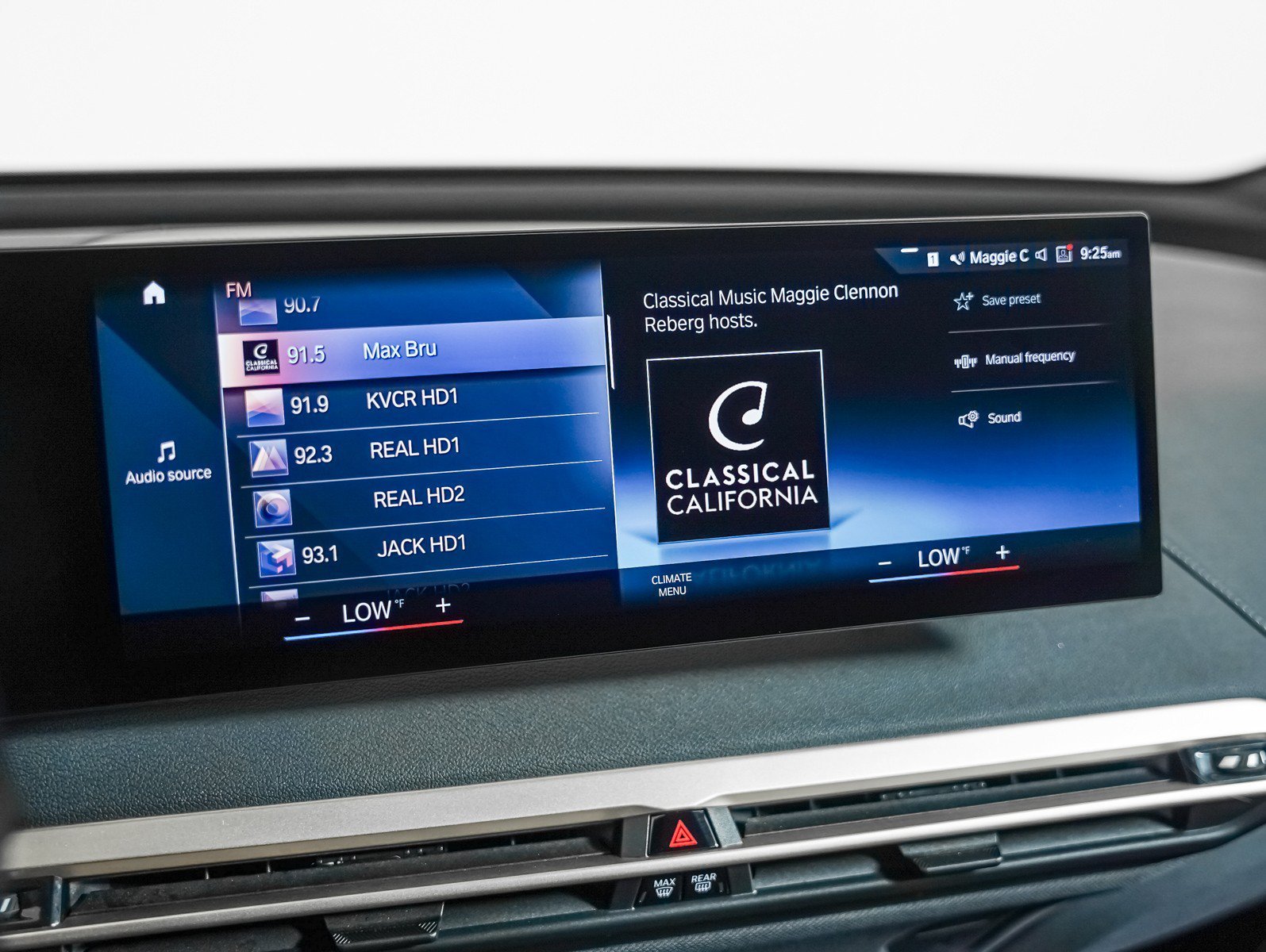 Used 2023 Blue BMW xDrive50 image 17