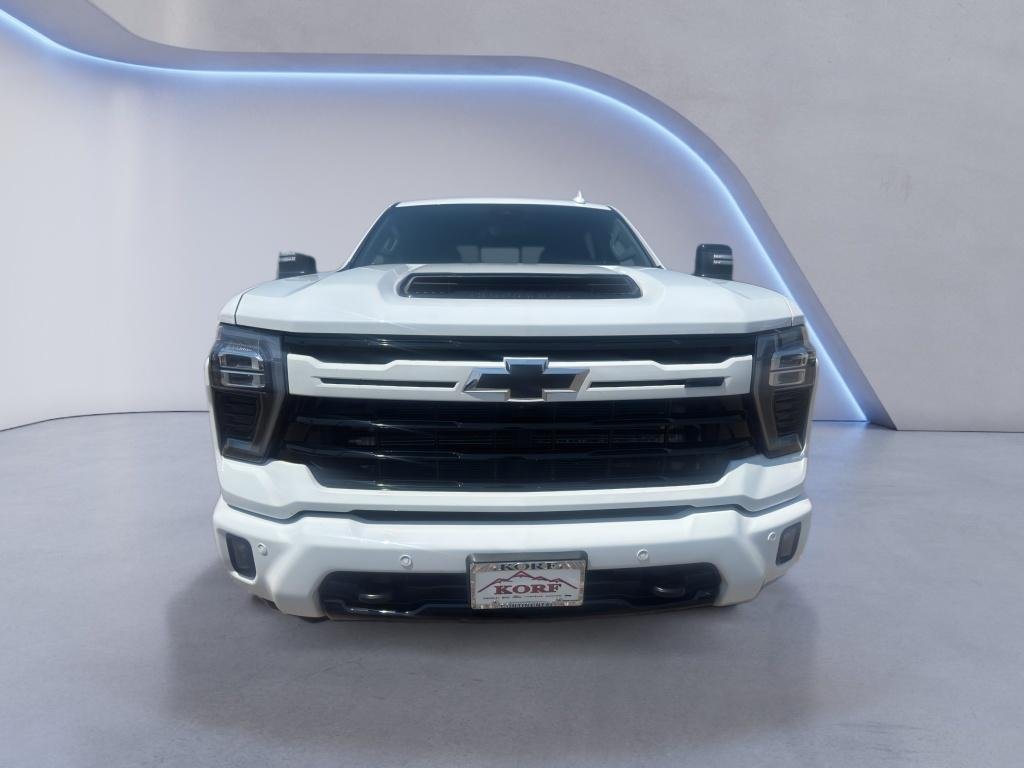 Used 2024 Summit White Chevrolet LTZ image 3