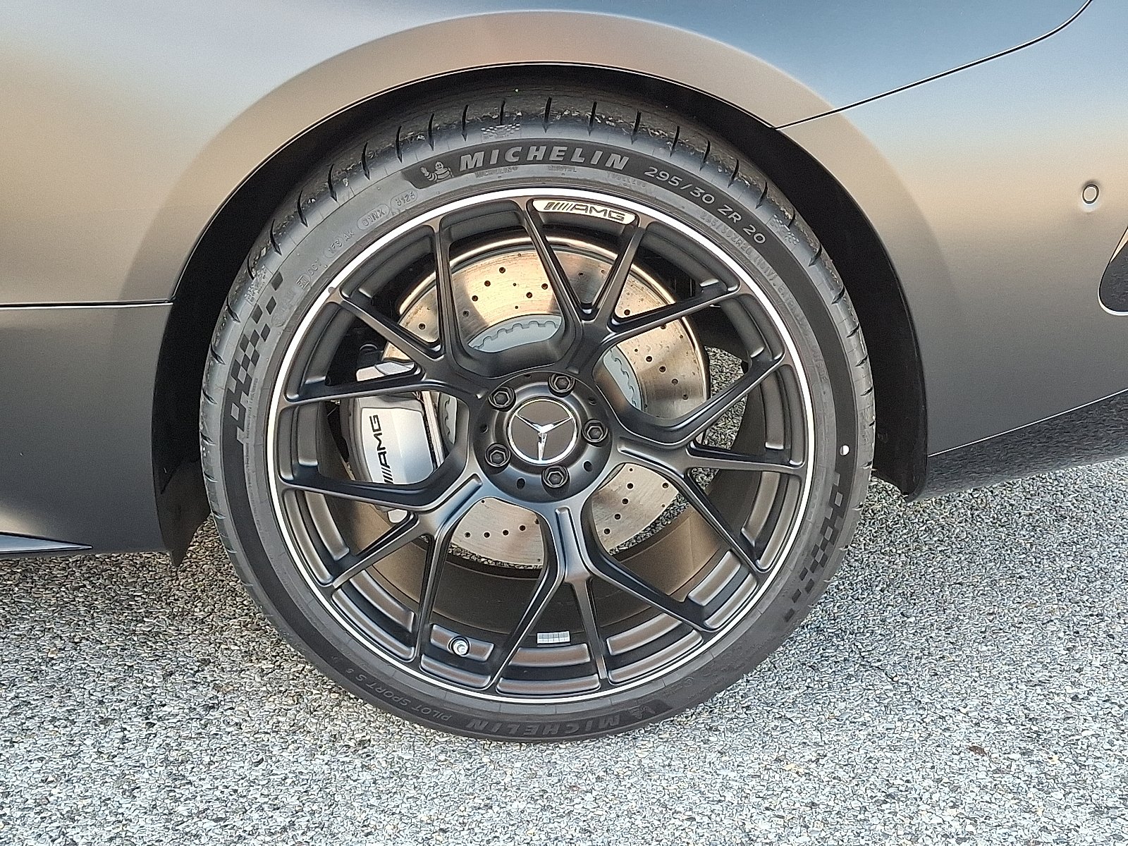 New 2026 MANUFAKTUR Graphite Grey Magno - 818 Mercedes-Benz  image 7