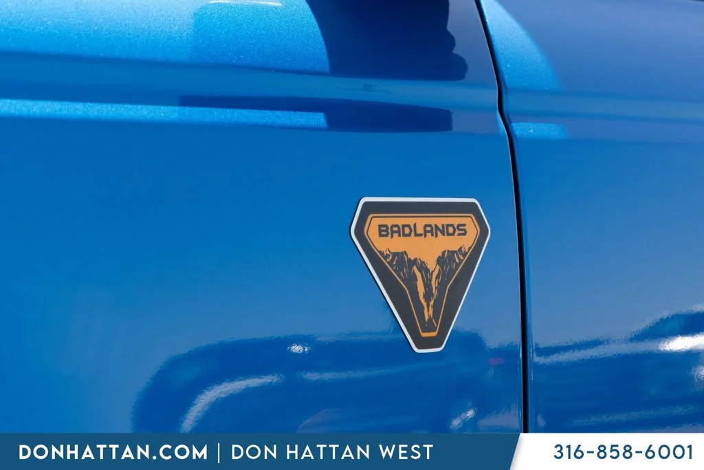 Used 2025 Blue Ford Badlands image 28