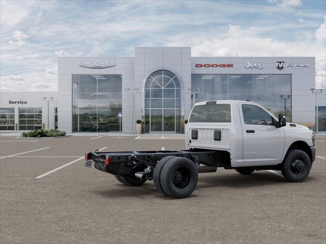 New 2026 Bright White Clear-Coat Exterior Paint RAM Tradesman image 30