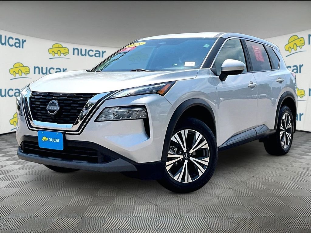 Used 2023 Silver Nissan SV image 3
