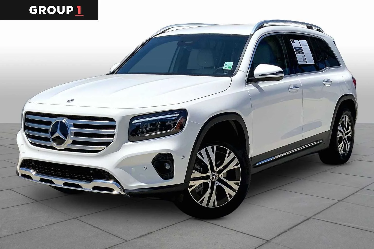 2025 Mercedes-Benz GLB GLB 250's photo