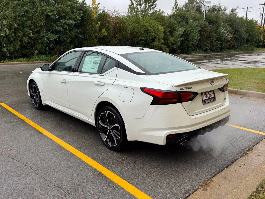 New 2026 Pearl White Tricoat Nissan 2.5 SR image 6