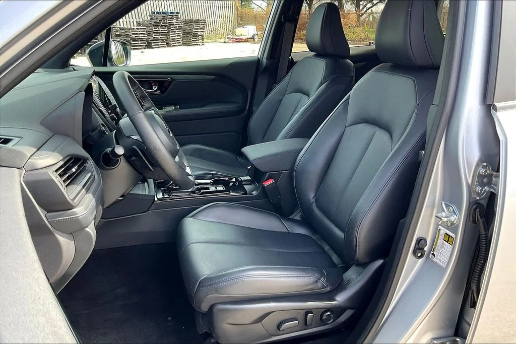 Used 2026 Silver Subaru Limited image 25