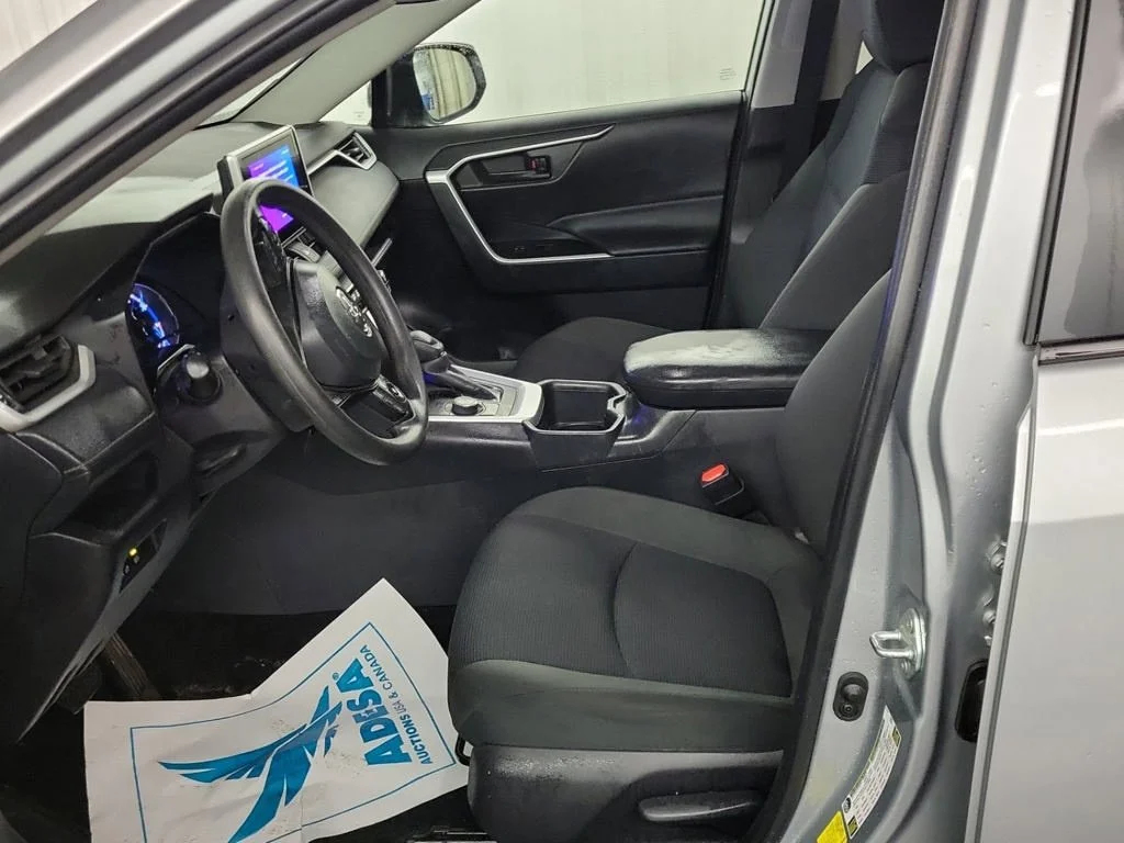 Used 2025 Silver Toyota LE image 7