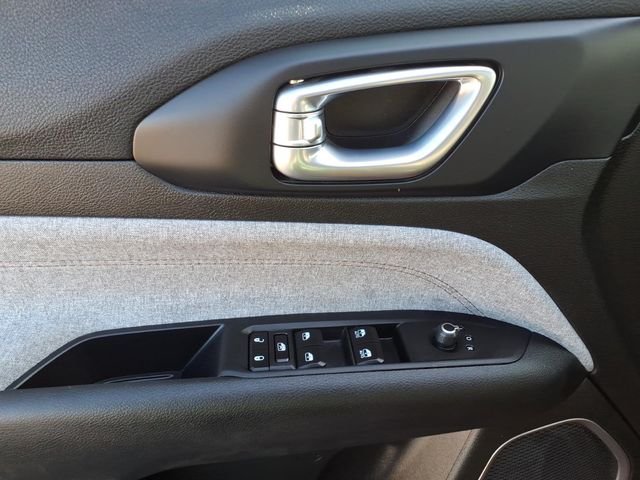 Used 2024 Red Jeep Latitude Lux image 11