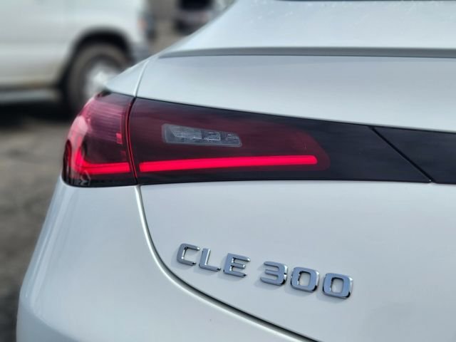 Used 2025  Mercedes-Benz CLE 300 image 11