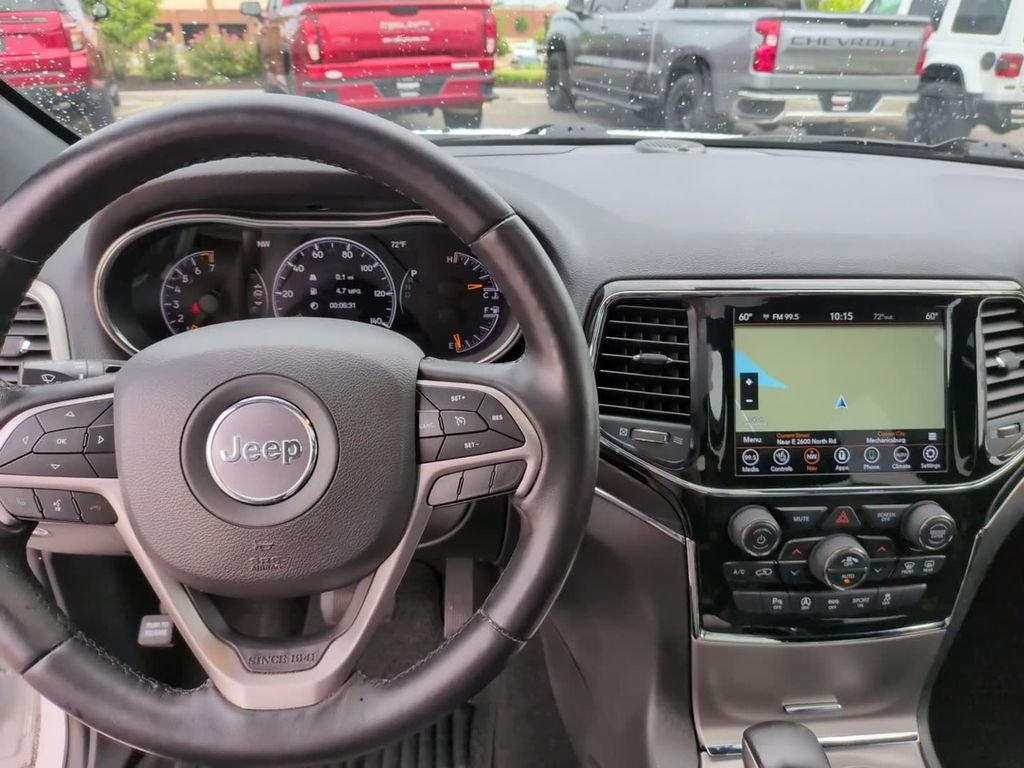 Used 2022 White Jeep Limited image 32