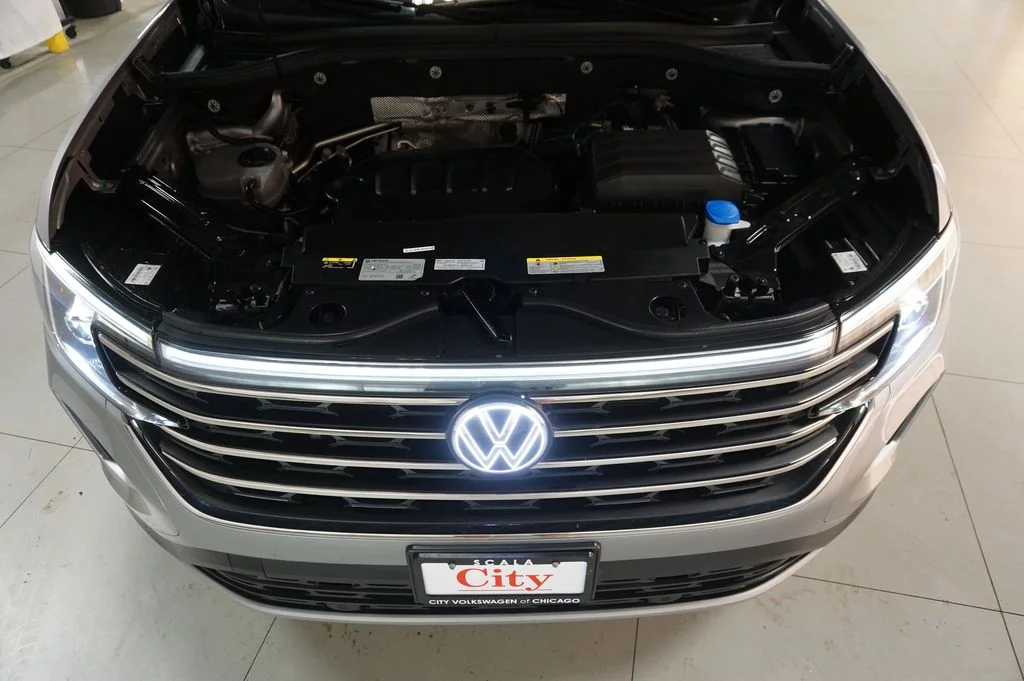 Certified Used 2024 Silver Mist Metallic Volkswagen 2.0T SE w/Technology image 43