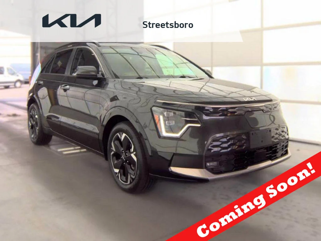 Used 2023 Gray Kia Wave image 1