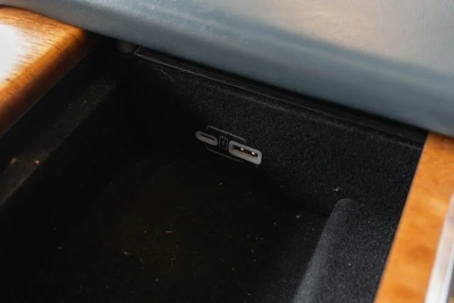Used 2022 White Jeep Series II image 39