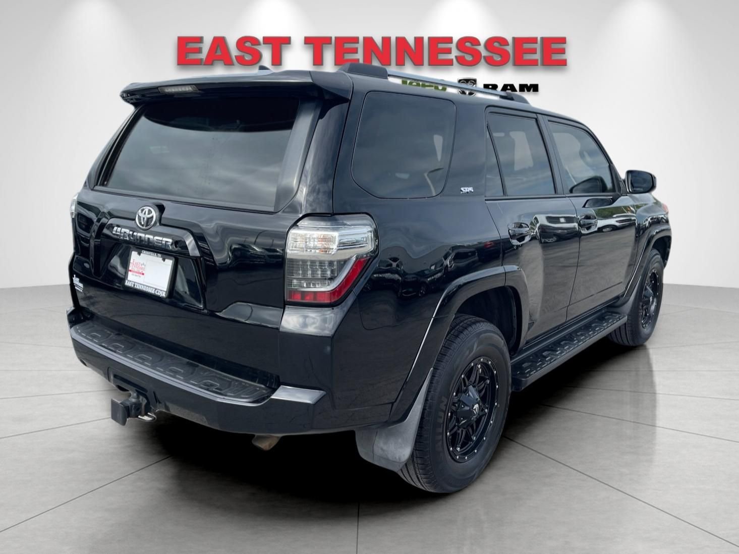 Used 2019 Black Toyota SR5 image 3