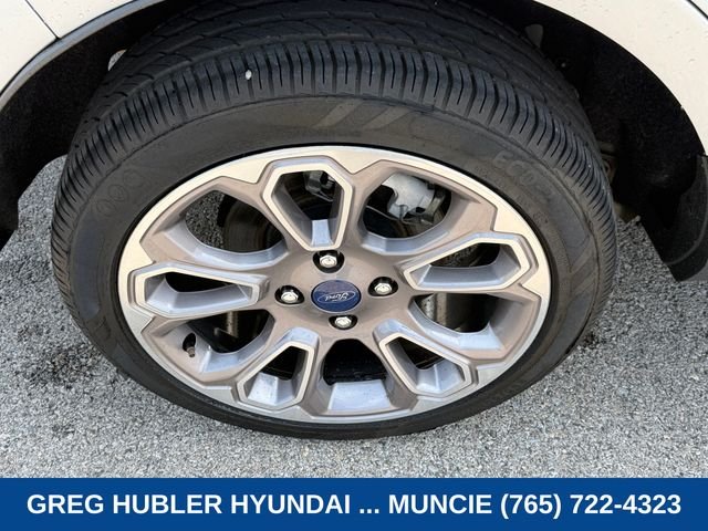 Used 2019 Silver Ford Titanium image 8