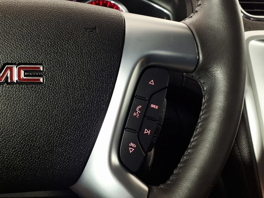 Used 2015 CARBON BLACK METALLIC GMC SLE image 19