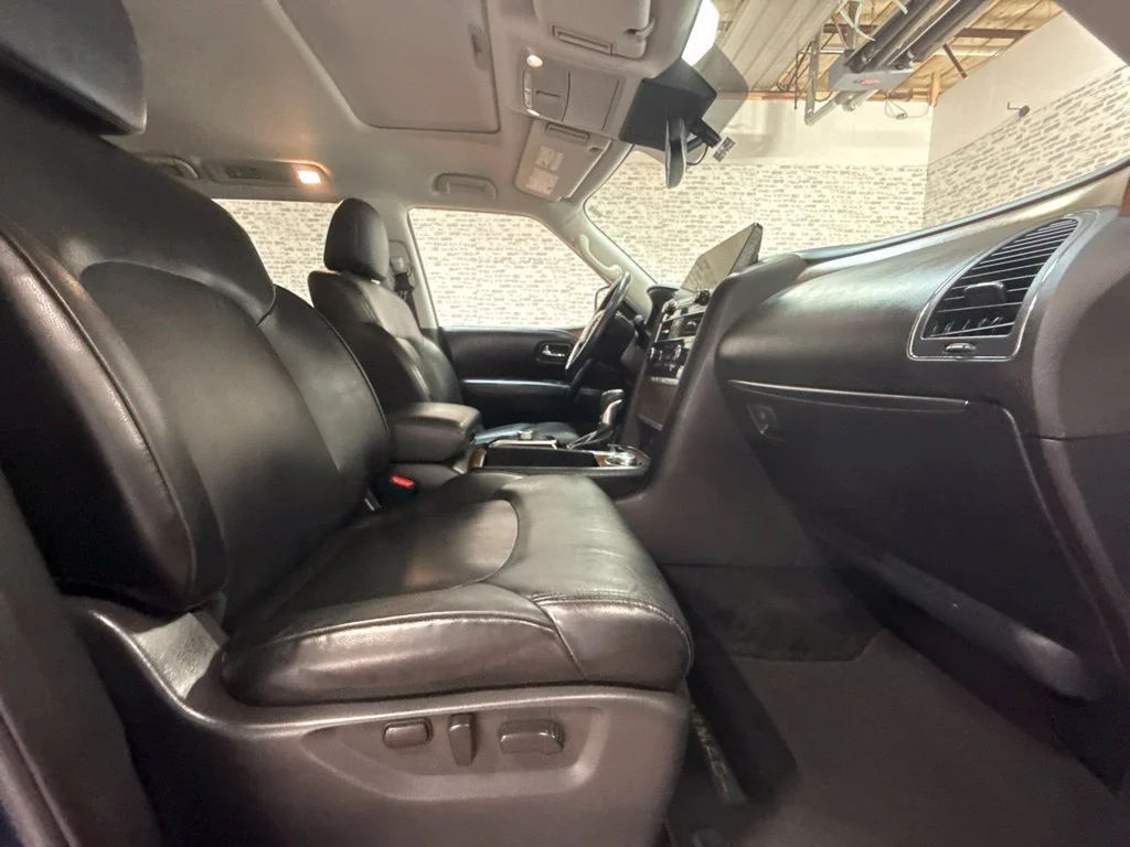 Used 2022 Hermosa Blue Pearl Nissan SL image 12
