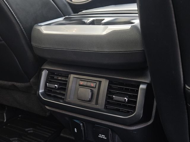Used 2022 White Ford Raptor image 24