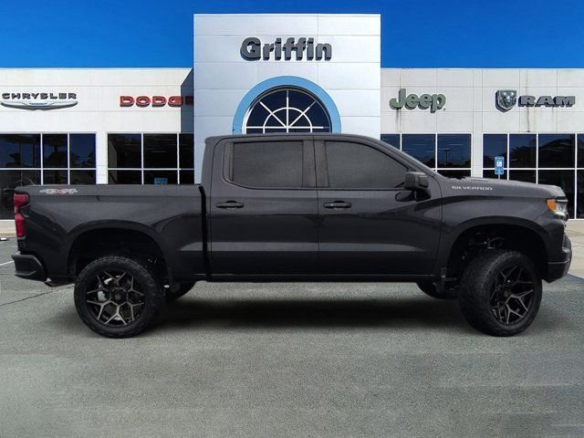 Used 2023 Gray Chevrolet RST image 3