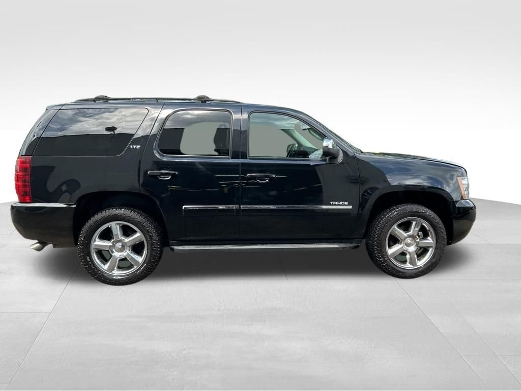 Used 2013 Black Chevrolet LTZ image 10